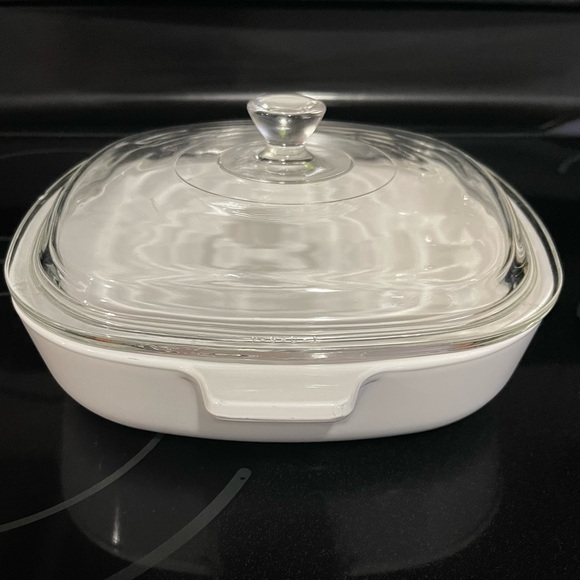Corning Ware Blue Cornflower P-9-B 9 Inch Casserole Dish With Lid - Picture 2 of 15